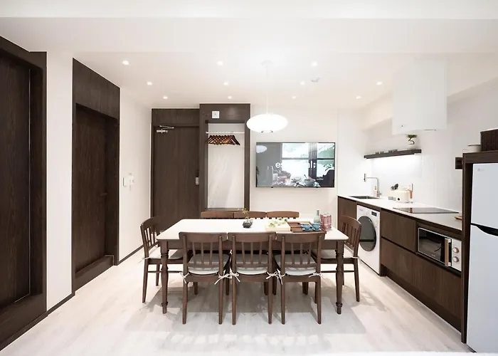 Ryeoan An Apartment